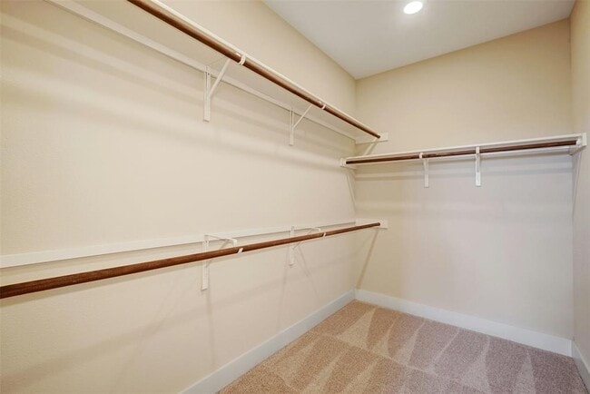 Building Photo - 1603 Arcilla St