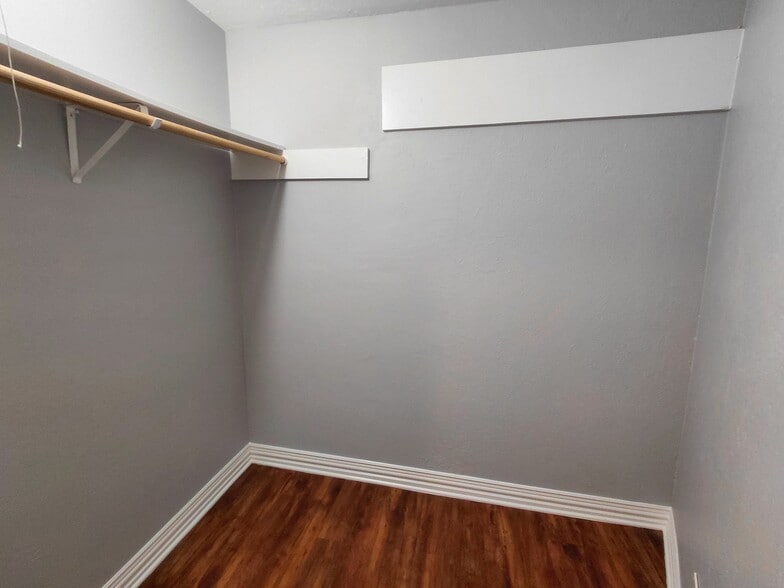 Storage closet - 6000 Westridge Ln