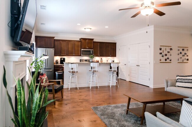 Building Photo - 40 Nokes Dr