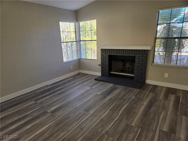 Building Photo - 4719 Cosley Dr