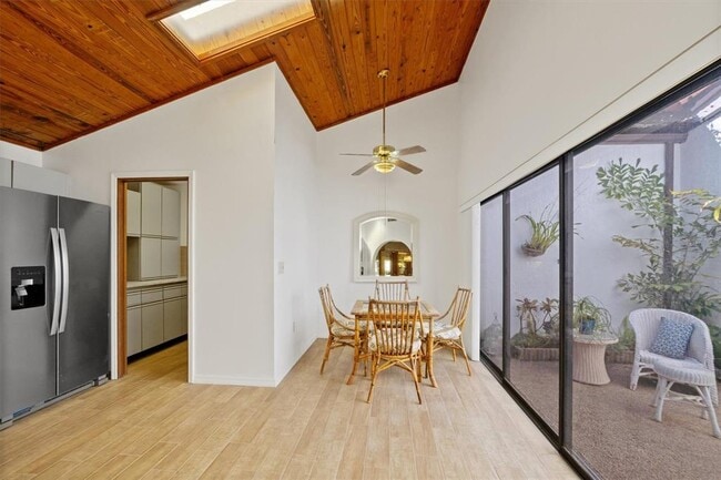 Building Photo - 2637 Sunburst Ct