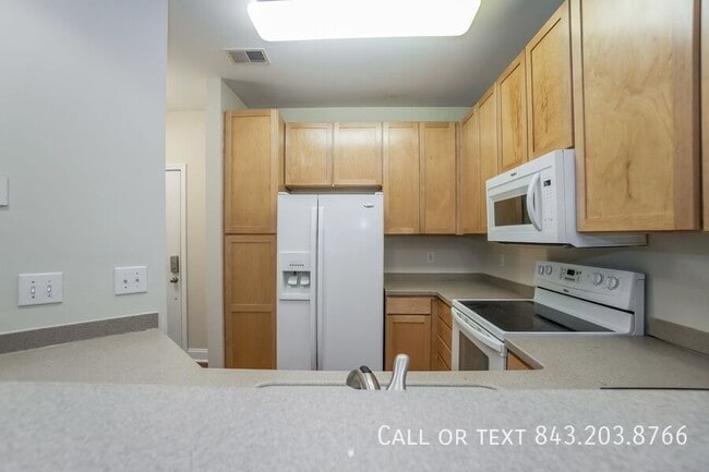 Building Photo - 1116 Basildon Rd