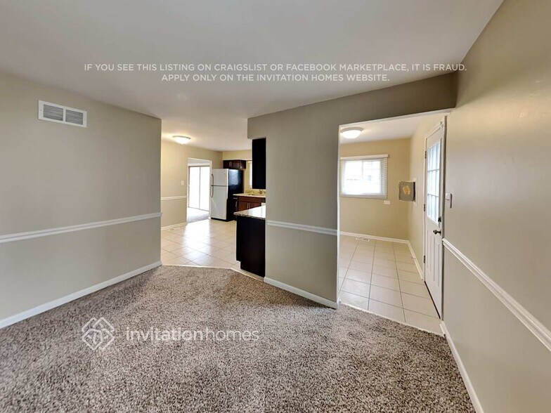 Building Photo - 15416 Ridgeland Ave