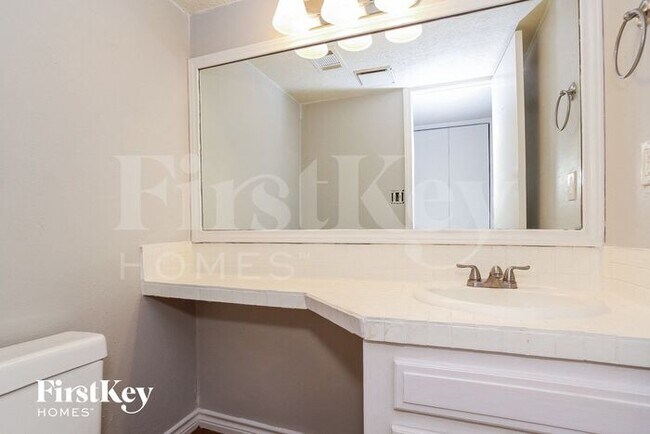 Building Photo - 4486 W Cypress Villas Dr