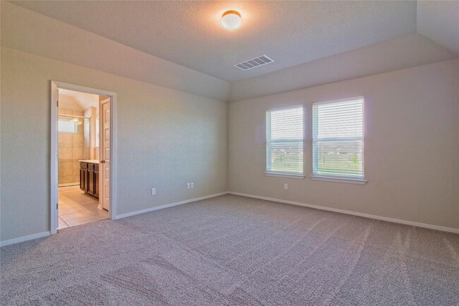 Building Photo - 6501 Wolf Pack Dr