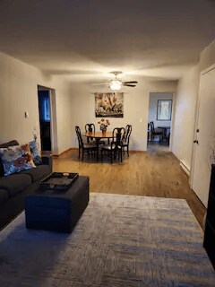 Building Photo - 1949 Miami St