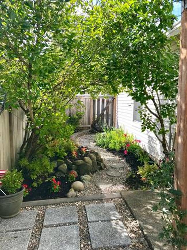 Building Photo - Beautifully remodeled DuPont 2 bedroom 2 bath house with A/C