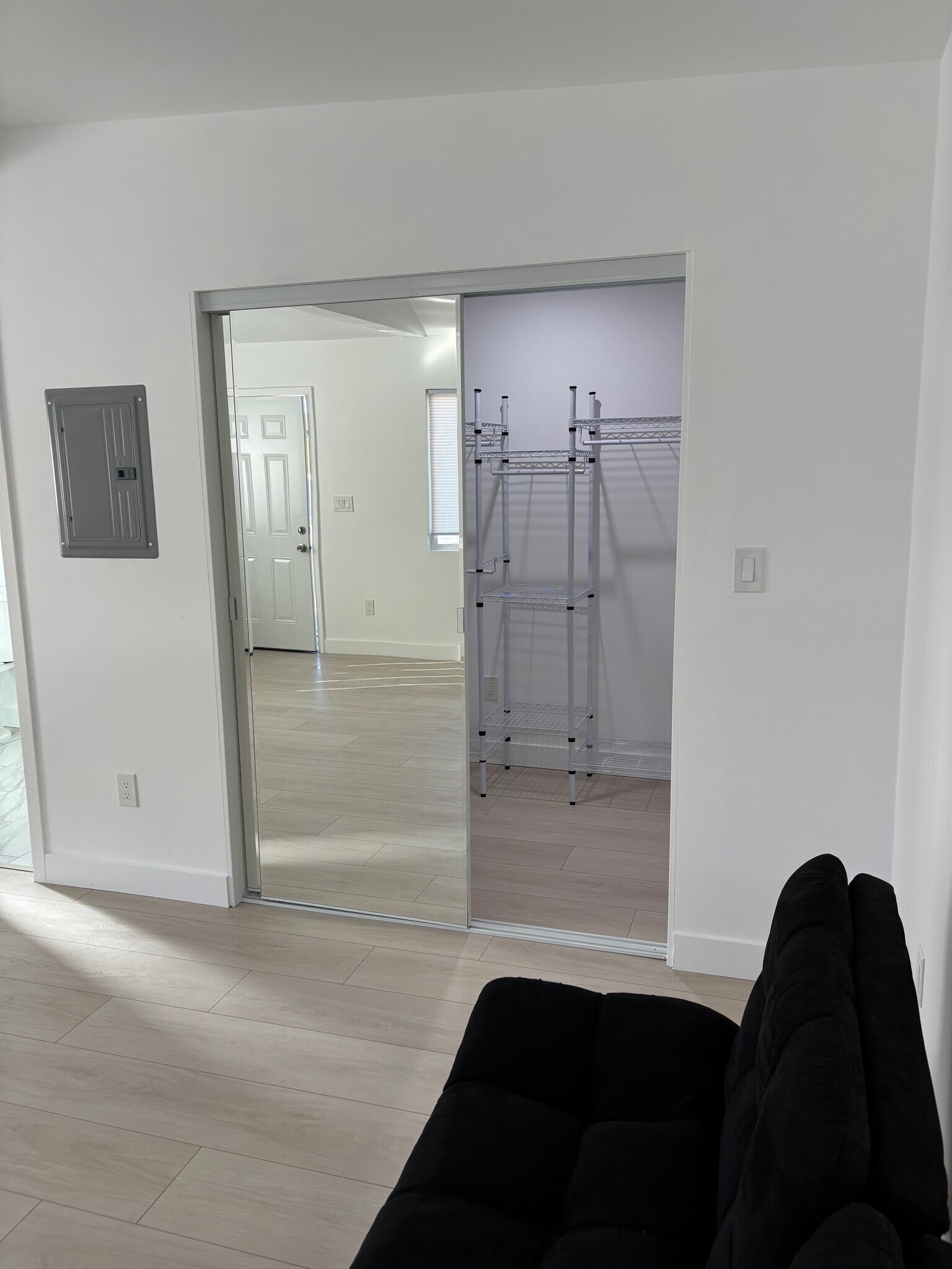 Building Photo - 23316 Balmoral Ln