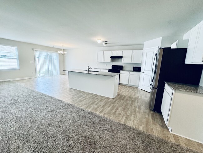 Building Photo - 136 Foxford Dr
