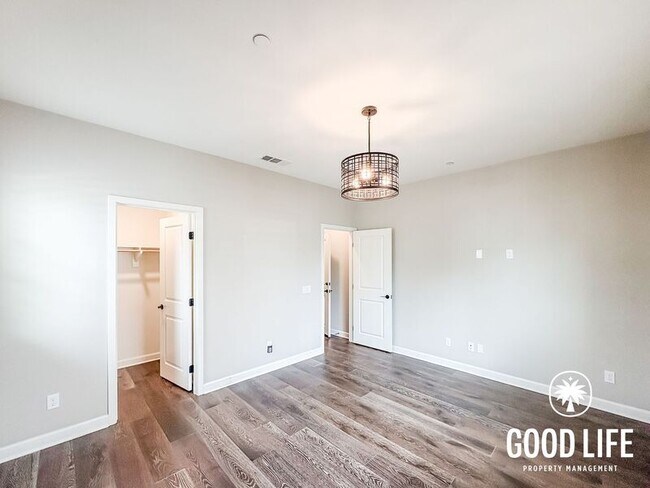 Building Photo - 2912 Starry Night Dr