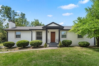 Building Photo - 2219 Dearborn Dr