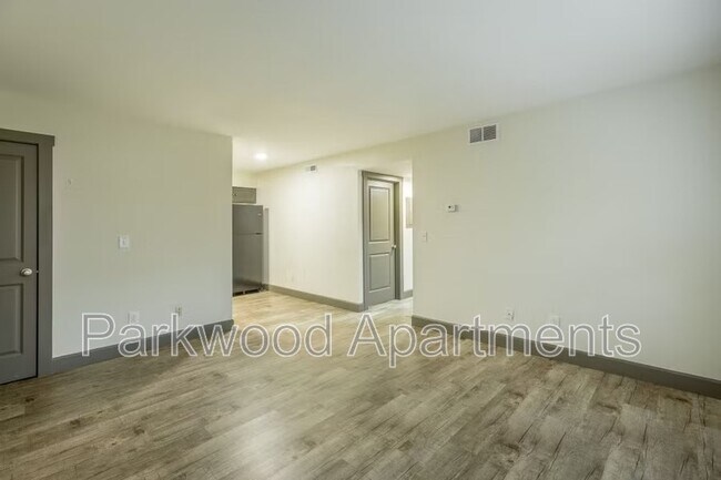 Building Photo - 179 4th St