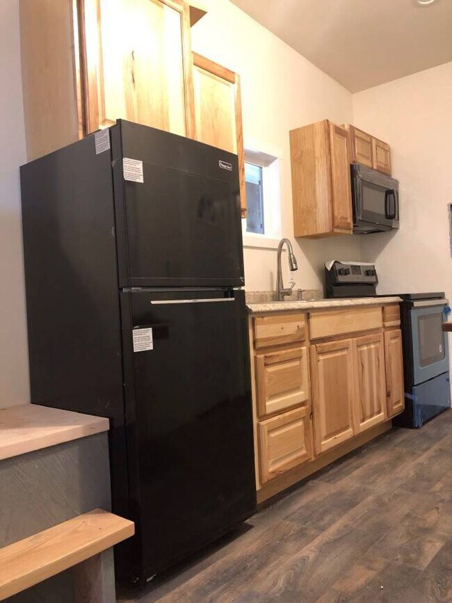 Building Photo - Fruitland MHP LLC