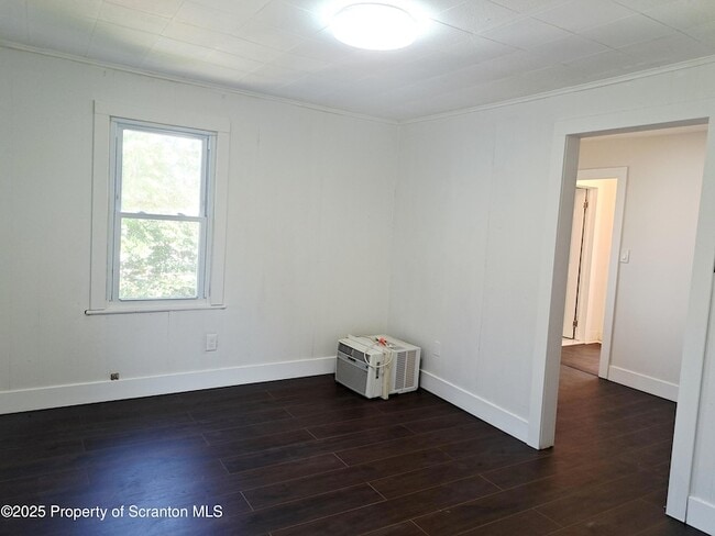 Building Photo - 625 Rosen Ct