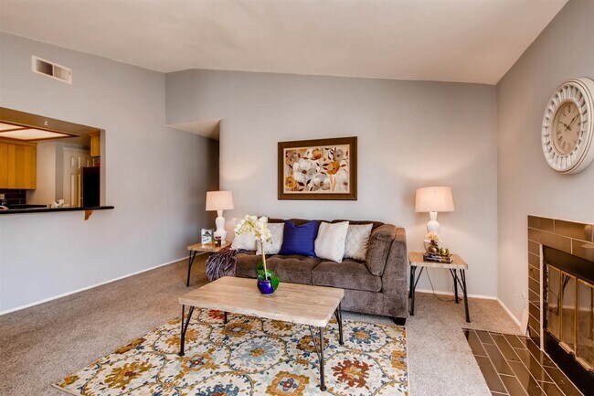 Building Photo - 9444 Twin Trails Dr