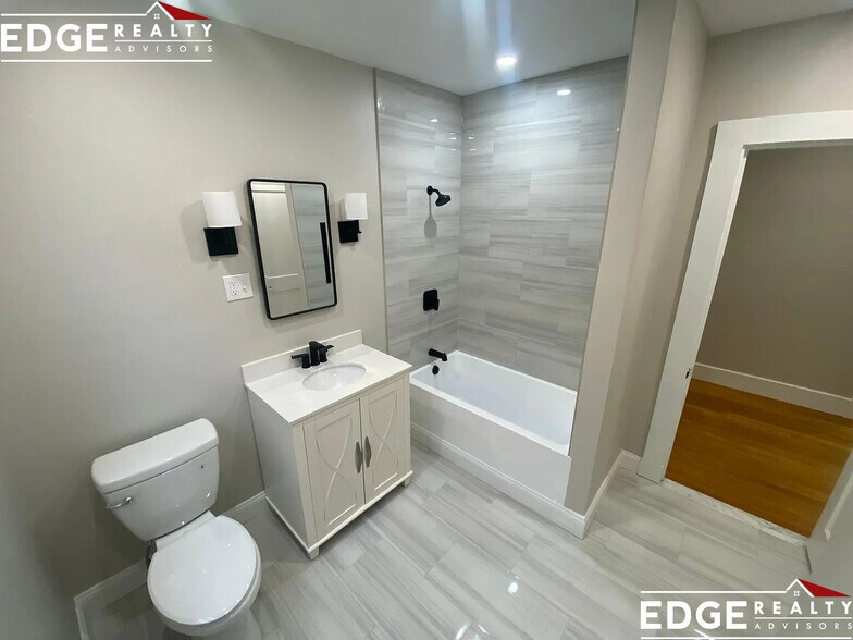 Building Photo - 80 Wallingford Rd