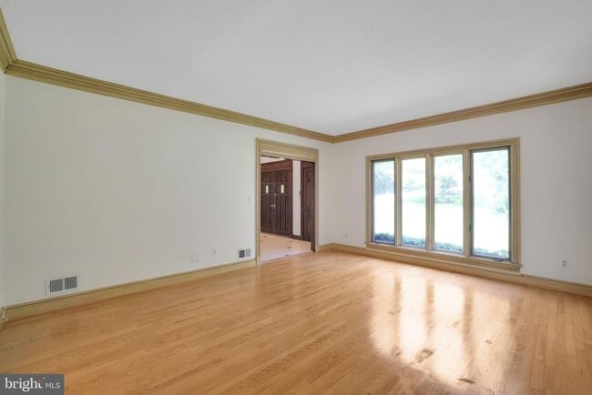 Building Photo - 8901 Iron Gate Ct
