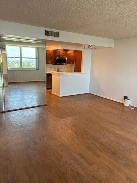 Building Photo - 111 Briny Ave