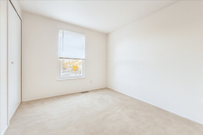 Building Photo - 2838 Bombridge Ct