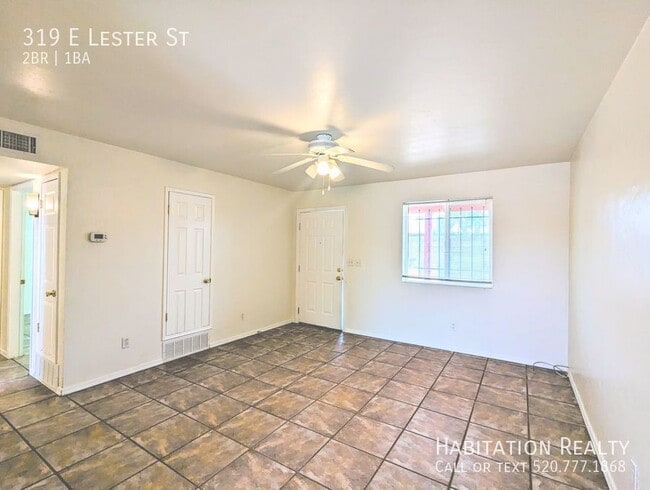 Building Photo - 319 E Lester St