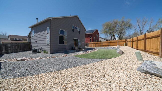 Building Photo - Updated Two Story in Cimmaron Hills