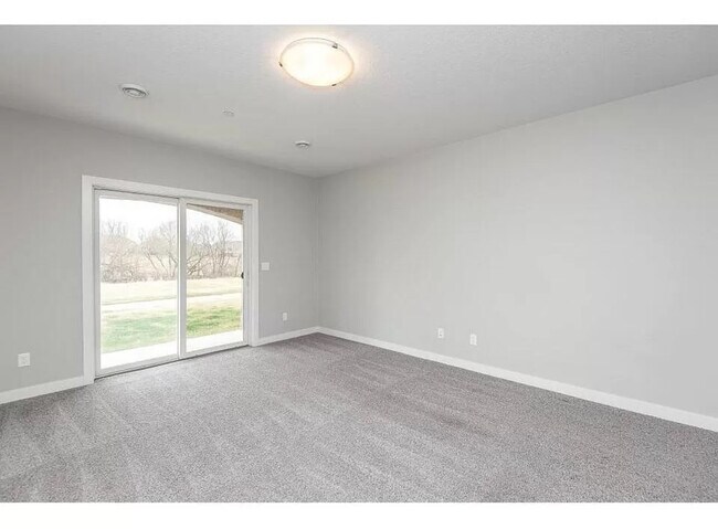 Building Photo - 1499 Belvior Ln NE
