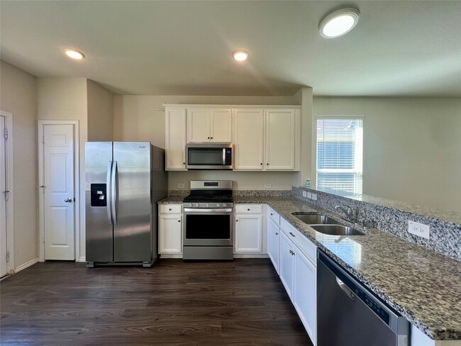 Building Photo - 25723 Bottlebrush Sedge St