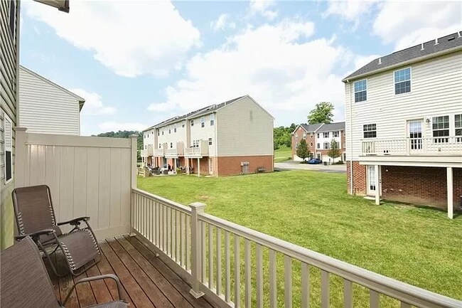 Building Photo - 3004 Grey Fox Cir