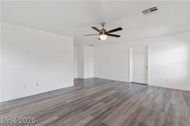 Building Photo - FREE 2 WEEK SPECIAL *excluding recurring fees* Beautiful North Las Vegas