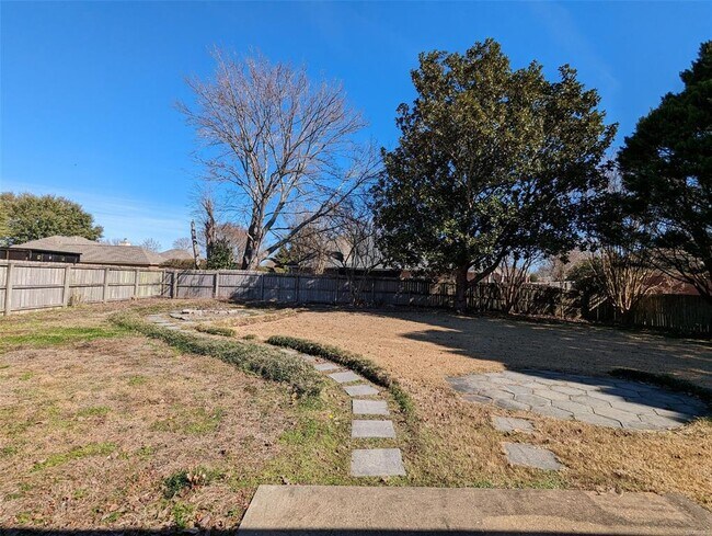 Building Photo - 8107 Fletcher Hill Dr