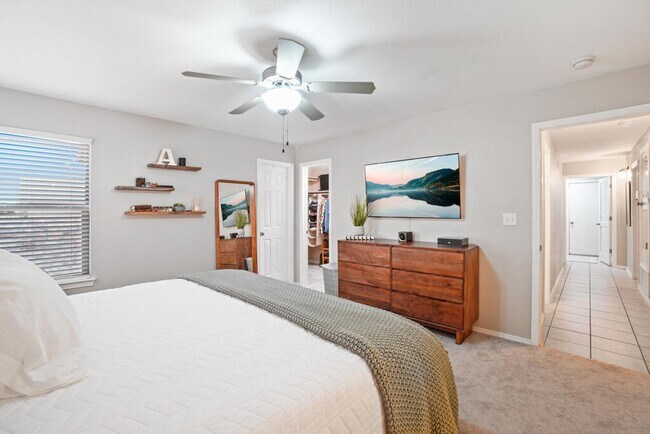 Building Photo - 10548 Canyon Sage Dr
