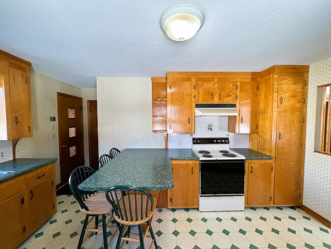 Building Photo - 468 Brunswick Ave