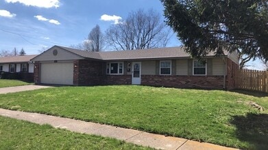 Building Photo - 401 Lufkin Dr