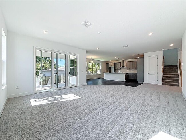 Building Photo - 4732 W Wallcraft Ave