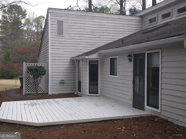 Building Photo - 505 Summerhill Pl