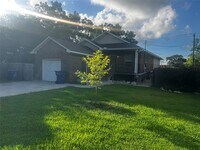 Building Photo - 3134 Babin Dr