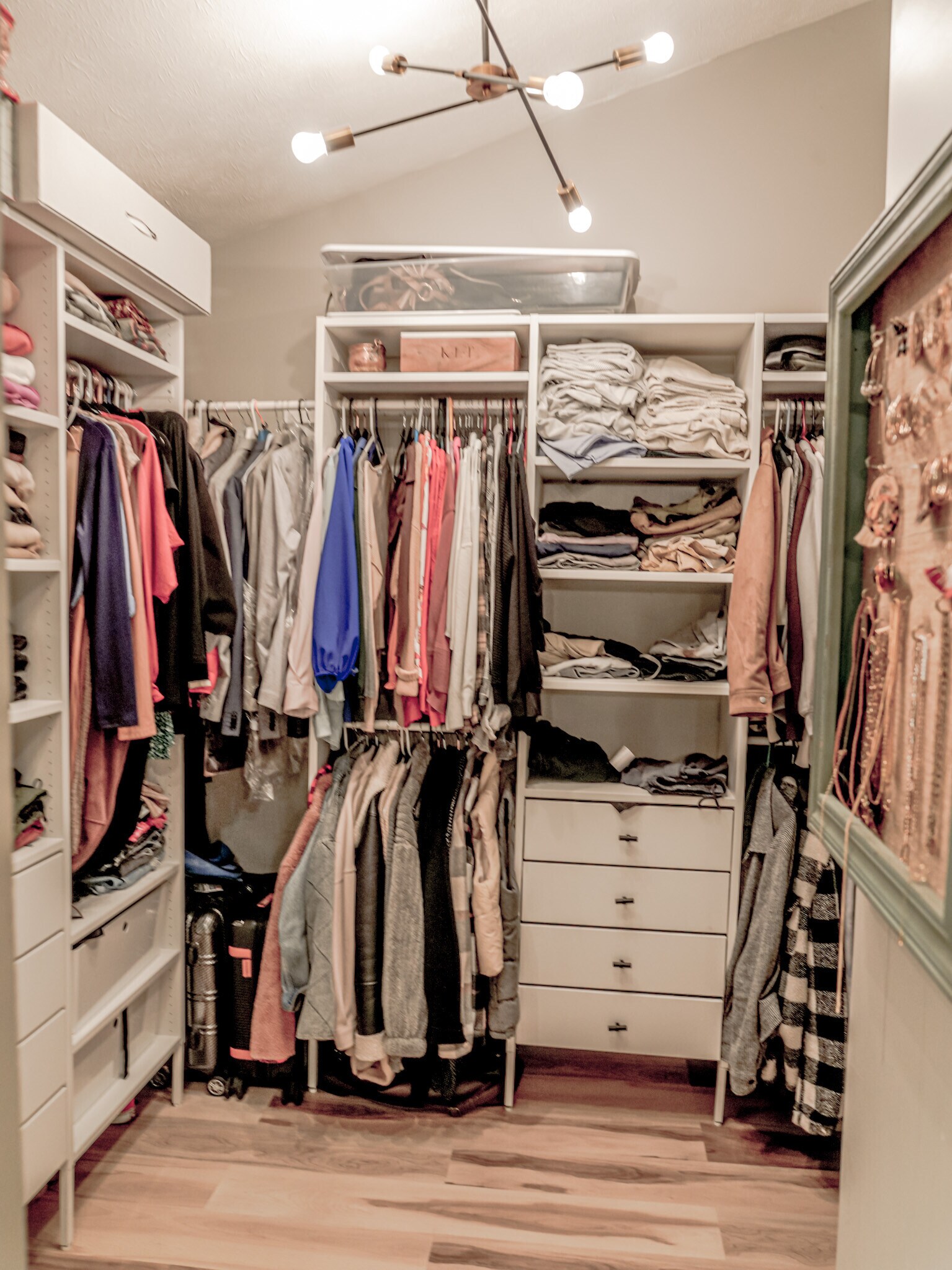 Building Photo - 2264 Ferndown Dr