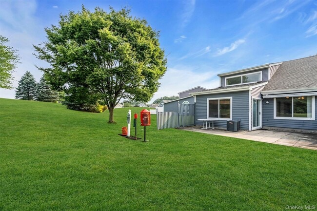 Building Photo - 745 Spring Lake Dr