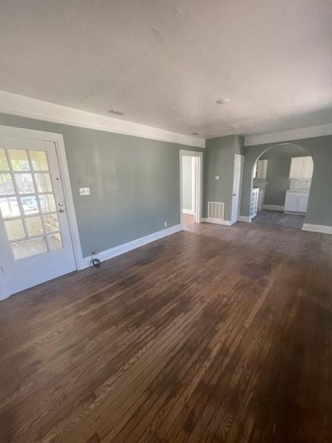 Building Photo - 165 S Monterey St