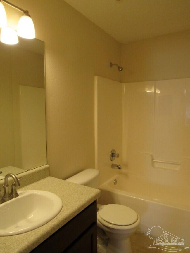 Building Photo - 3766 Landon Ct