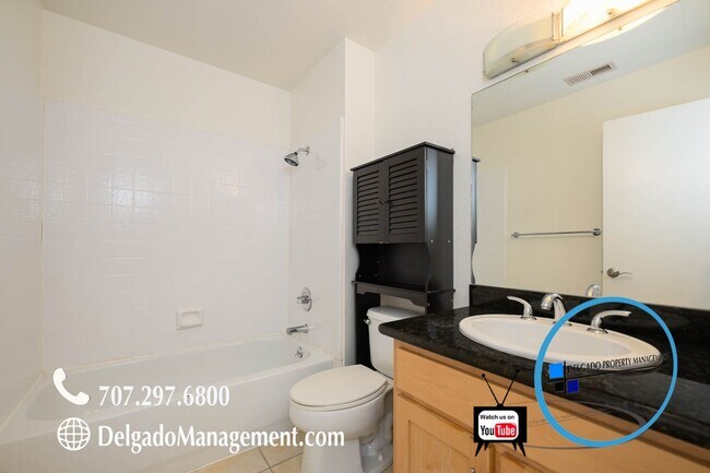 Building Photo - Benicia 2 bedroom condo