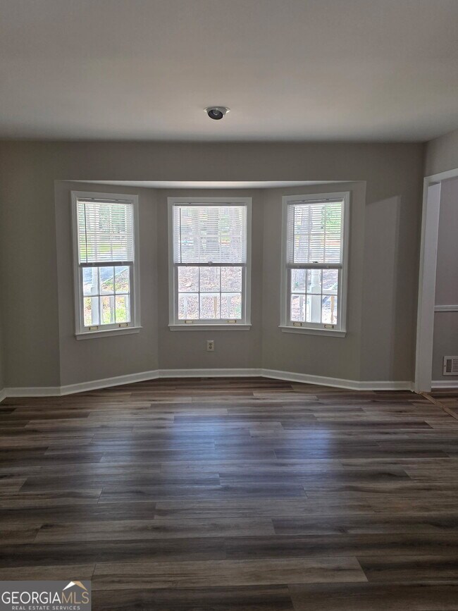 Building Photo - 5917 S Deshon Ct