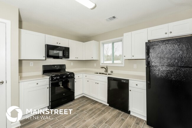 Building Photo - 6258 Leverett Dr