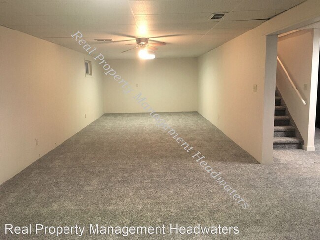 Building Photo - 3 br, 2.5 bath House - 1560 Williamsburg Road