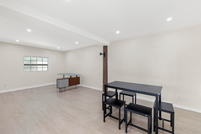 Building Photo - 14996 50th St S