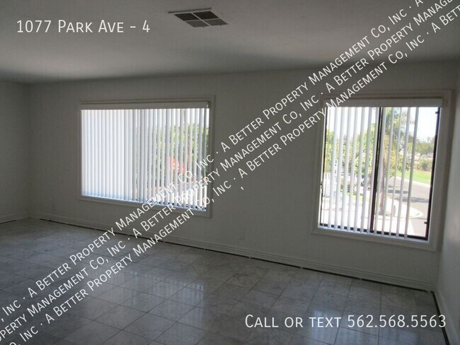 Building Photo - 1077 Park Ave
