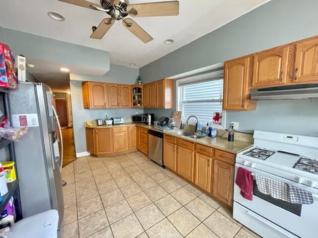 Building Photo - 814 Parker St