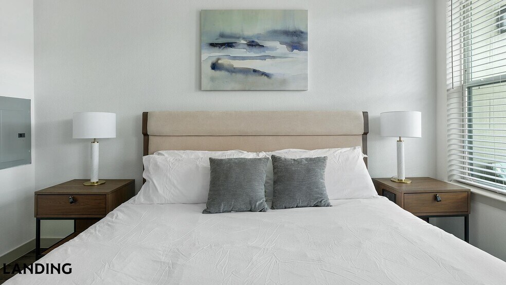 Building Photo - 91 Jensen Dr