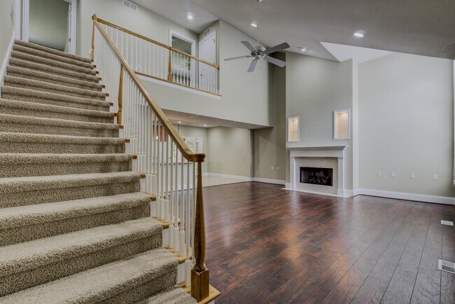 Building Photo - 2612 Face Rock Ct