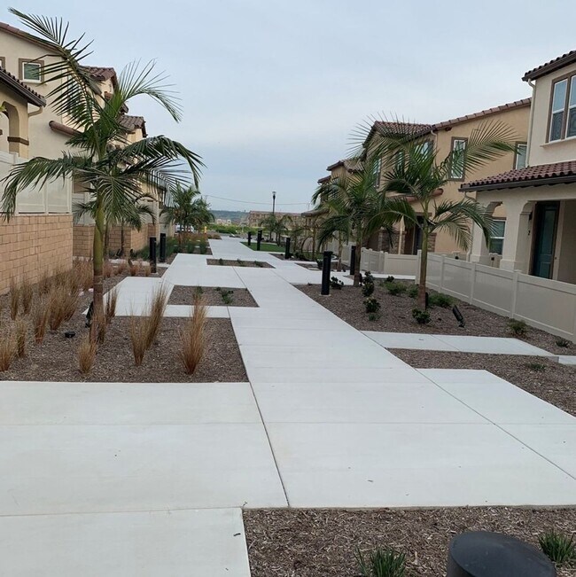 Building Photo - Lovely Three Bedroom Home in Chula Vista!